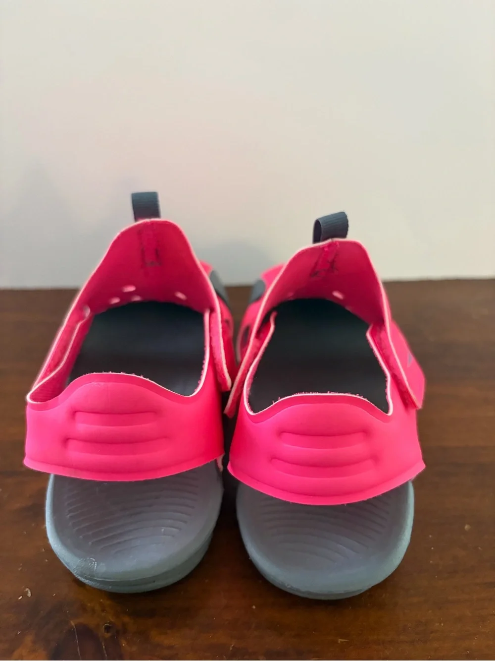 Nike Sunray Protect Sandals Size 3Y Little Girl Sandals Neon Pink Water Shoes